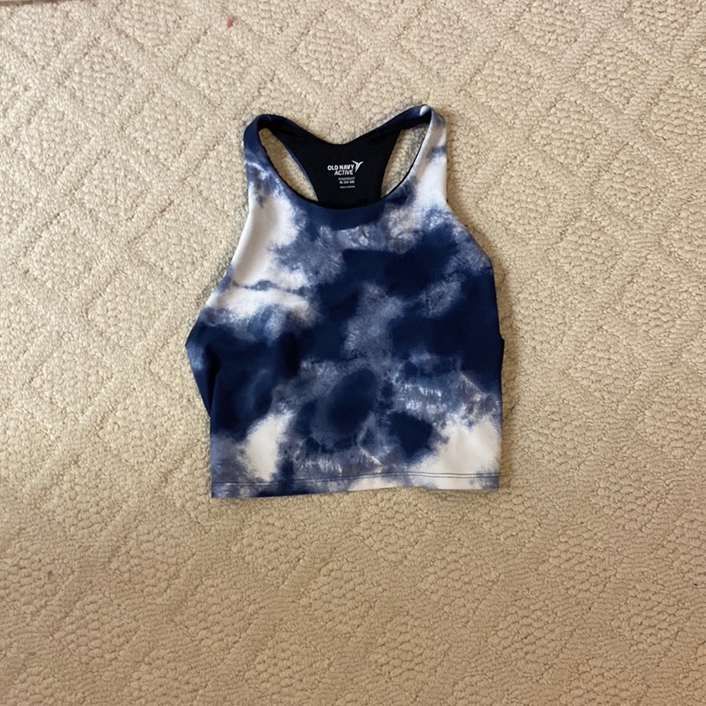 Old Navy Active Sports Shirt For Girls!